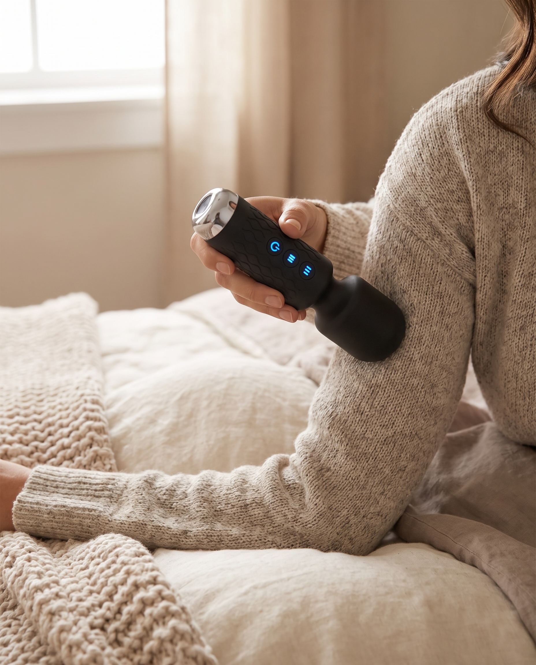 Mini Handheld Deep Tissue Massager - lifestyle
